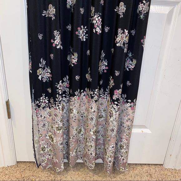 Maurices Floral Maxi Dress - Size 0 - Picture 4 of 10